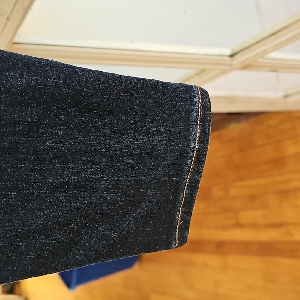Levis 720 High Rise Jeans - Picture 9 of 11